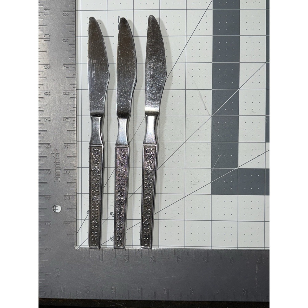 3 Riviera Cordova Butter/ Dinner Knives 8.75" Stainless Japan